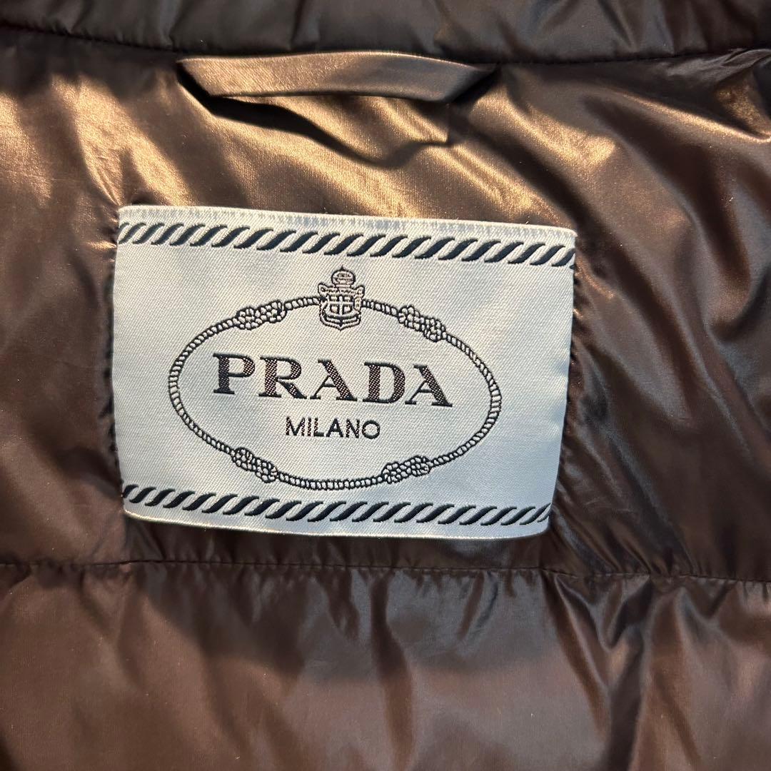 美品✨PRADA ダウン 三角ロゴプレート ダブルジップ 42 ブラック