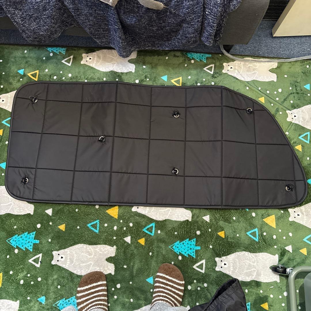 ハイエース用日差し防止マット