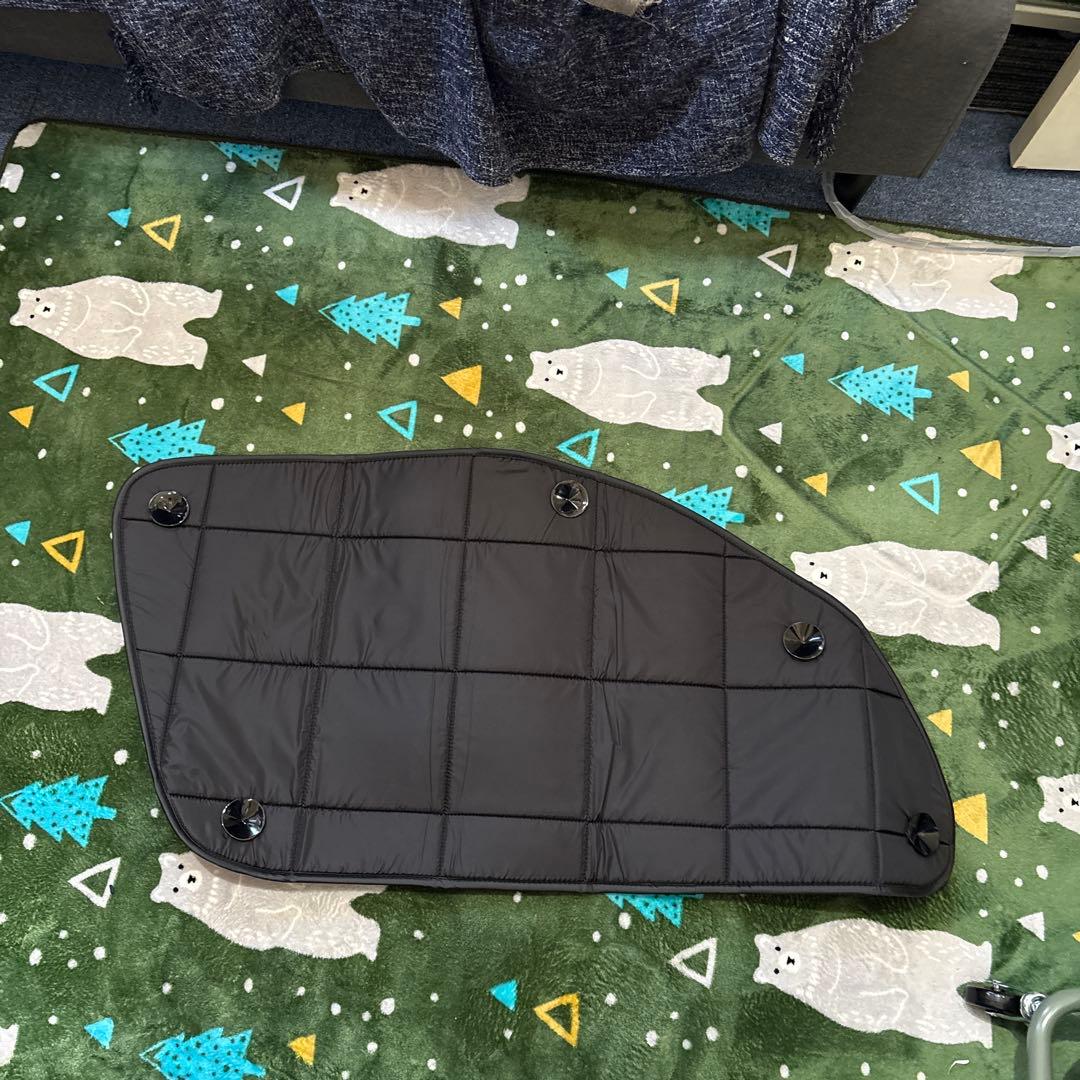 ハイエース用日差し防止マット