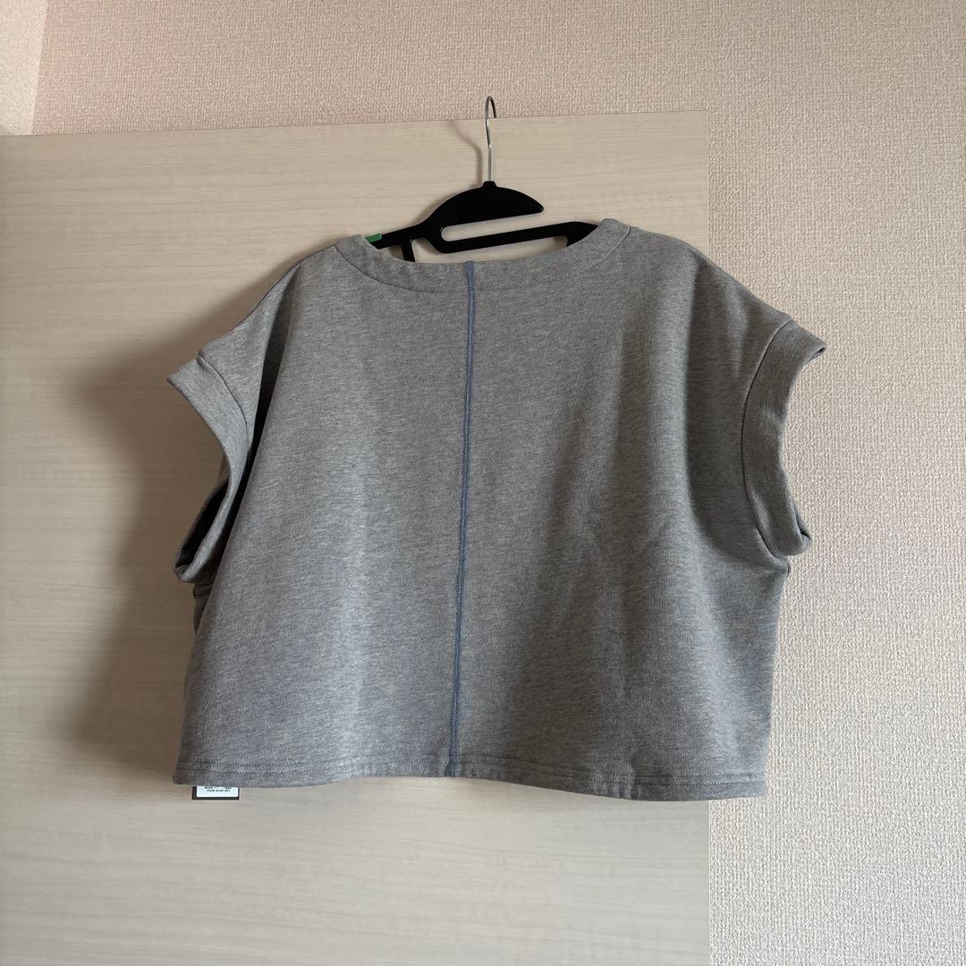 新品タグ付　アヤン ayane ベスト　デニムロゴ　グレー　裏毛