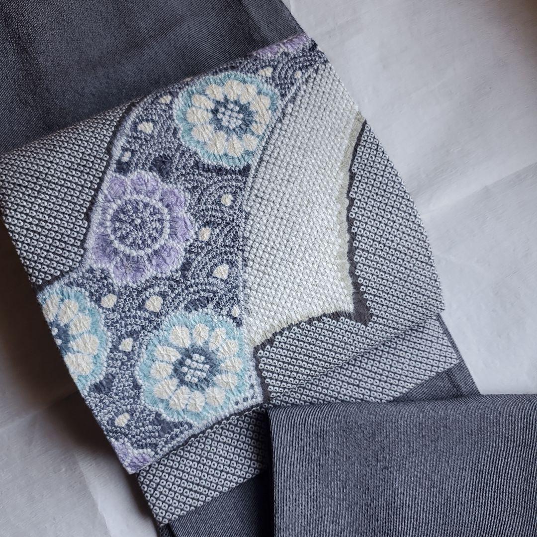 さらりと纏う浜ちりめん　極型万筋小紋