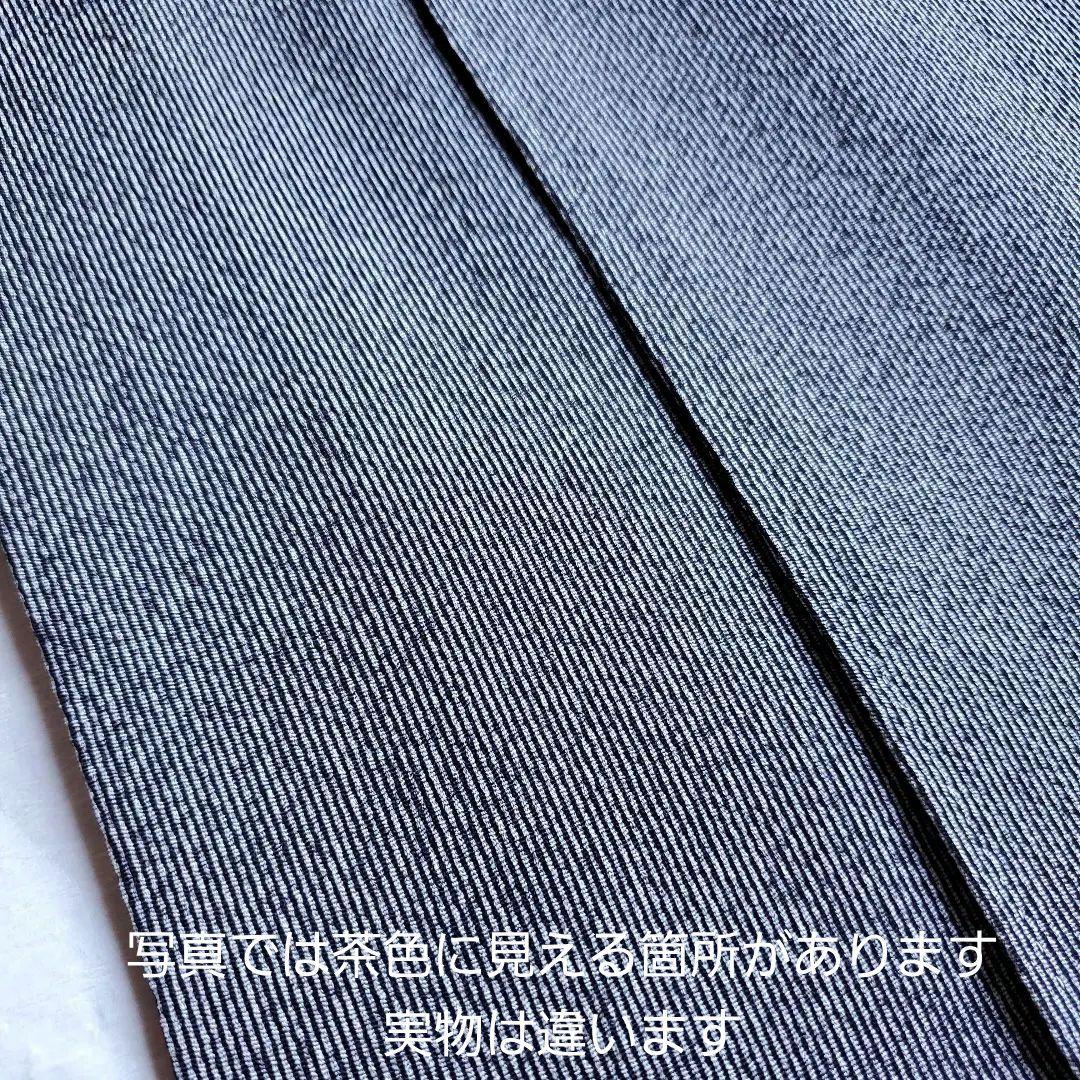 さらりと纏う浜ちりめん　極型万筋小紋