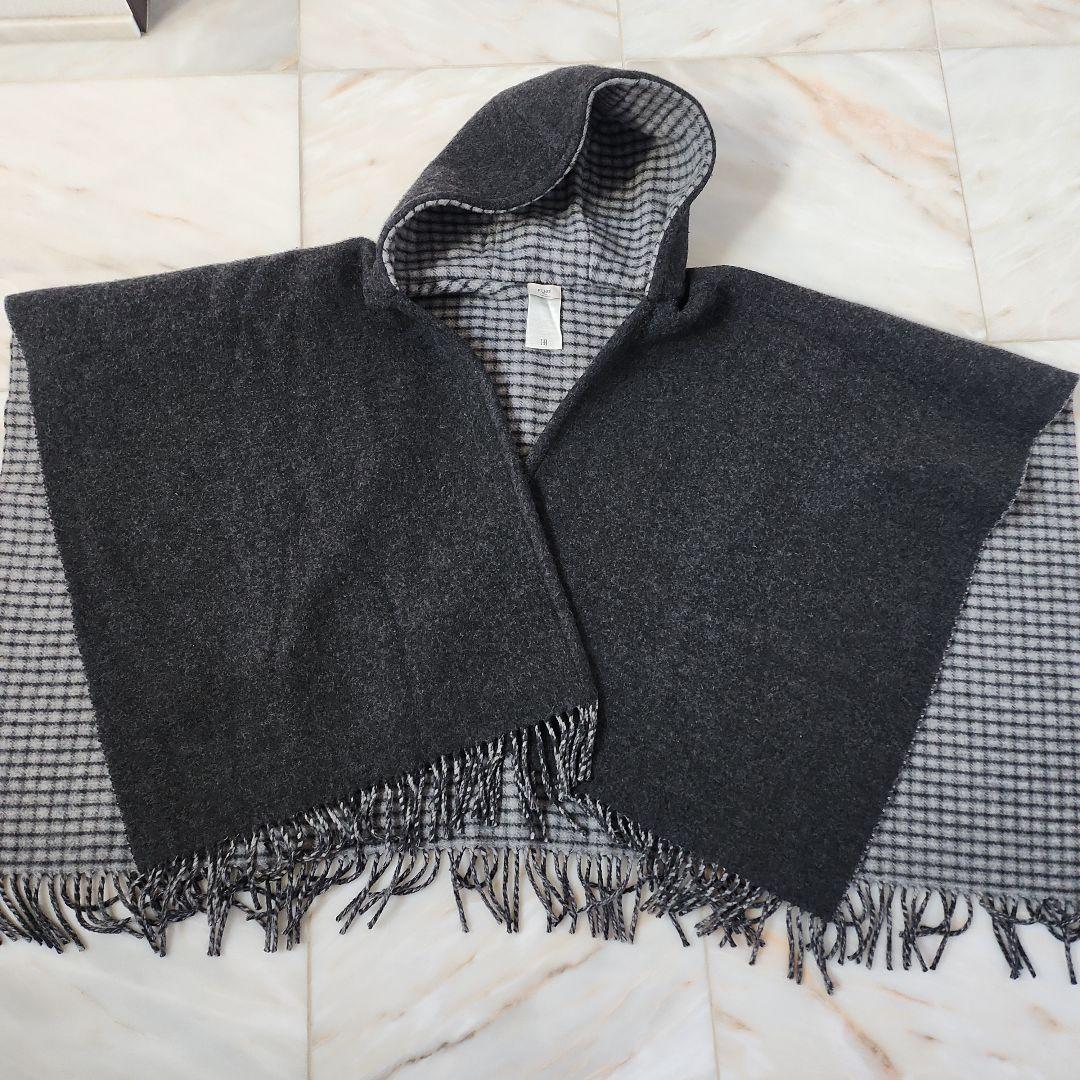 FENDI フード付きポンチョ グレー