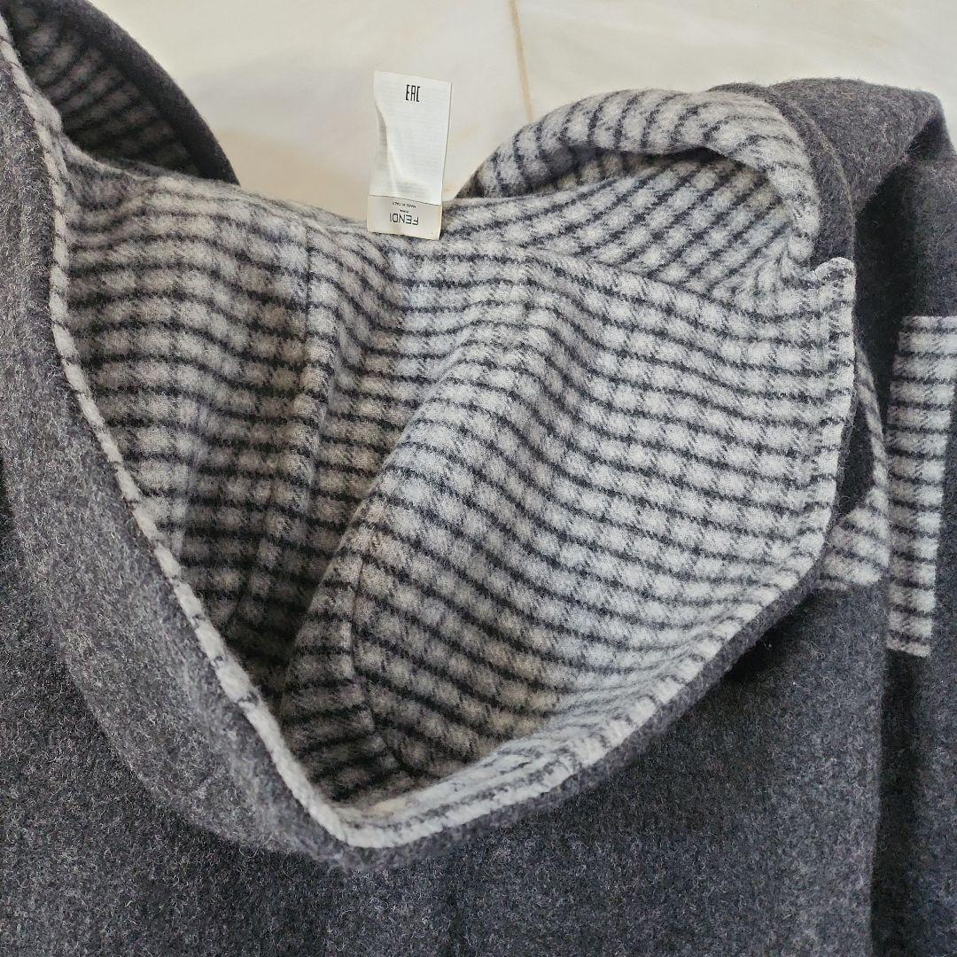 FENDI フード付きポンチョ グレー