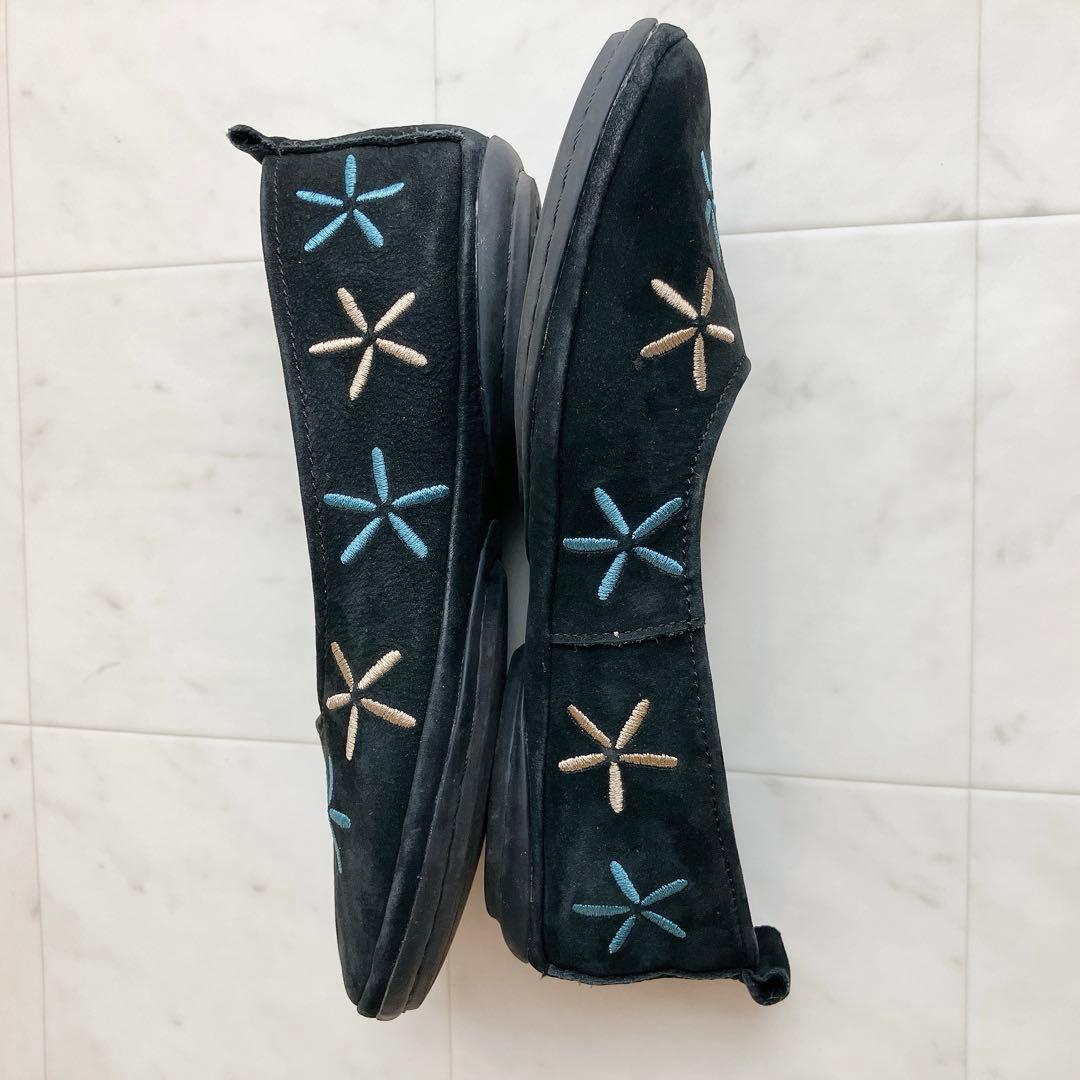 CAMPER カンペール ライトニナ フラットシューズ　刺繍　花柄　箱付き