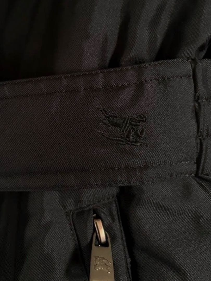 BURBERRY LONDON ダウンコート 黒 ノバチェック　フード無し