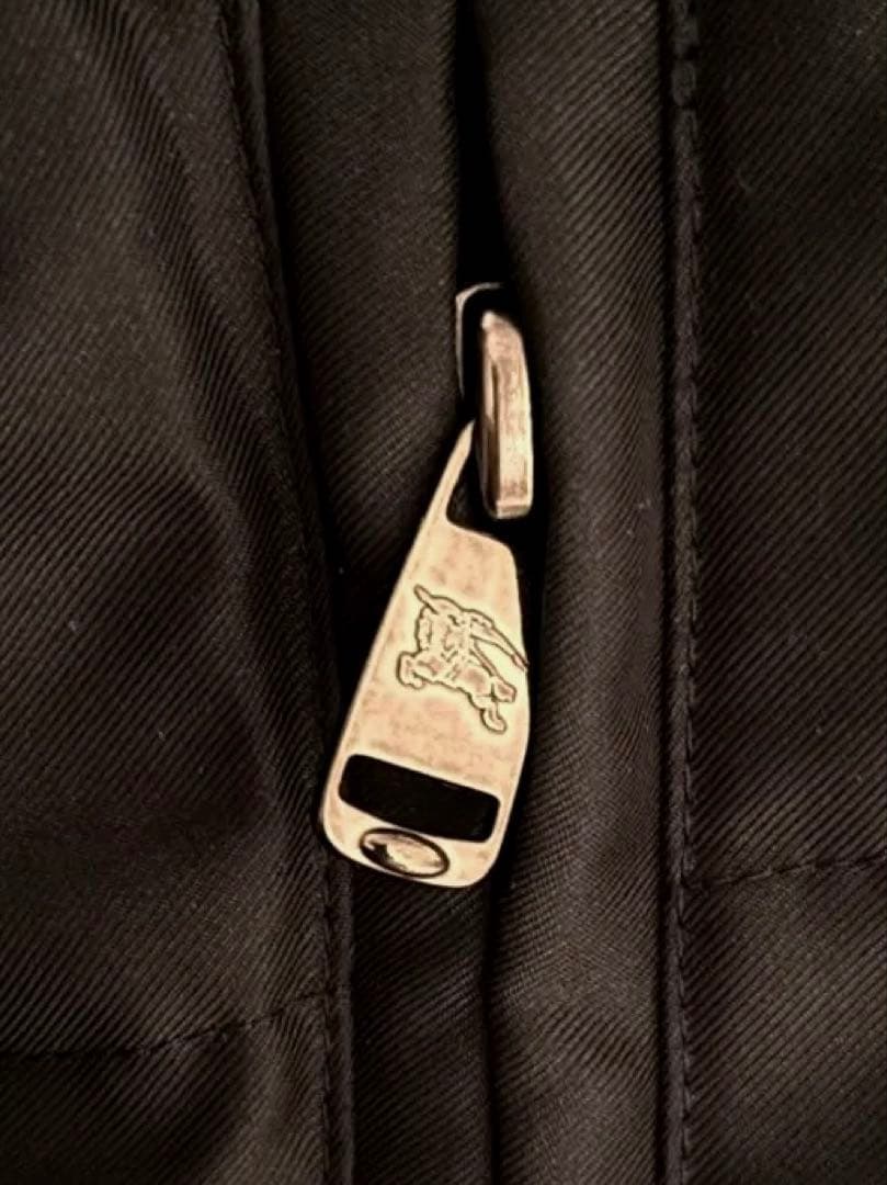 BURBERRY LONDON ダウンコート 黒 ノバチェック　フード無し