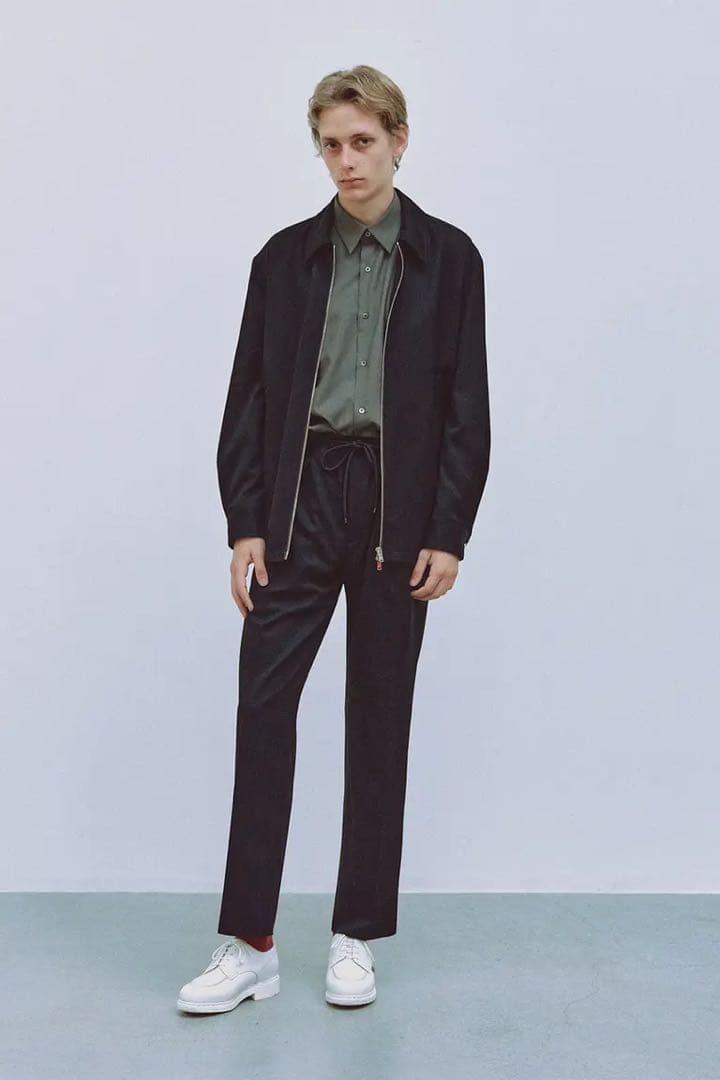 パンツ MARKAWARE ONE TUCK TAPERED EASY PANTS