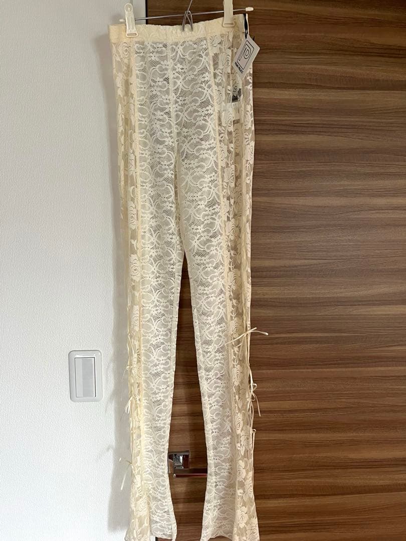 新品 PRANK PROJECT レースフレアレギンス ホワイト フリーサイズ