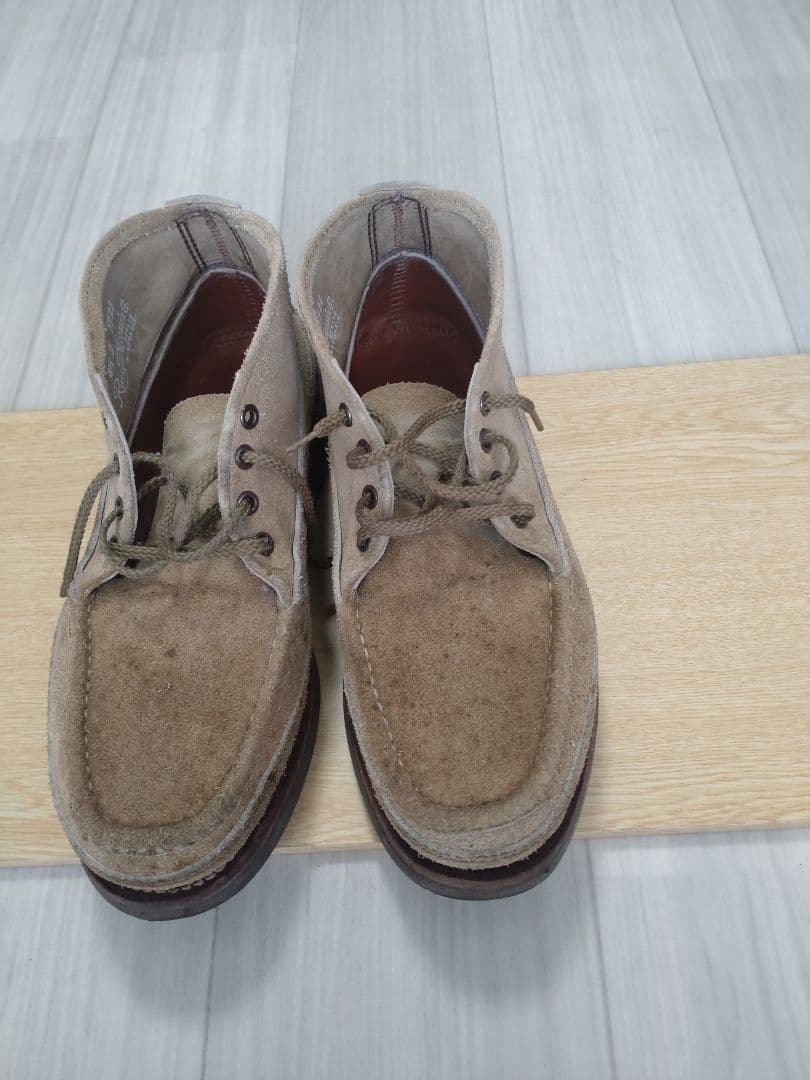 ベージュ スエード ラッセルモカシン シューズ