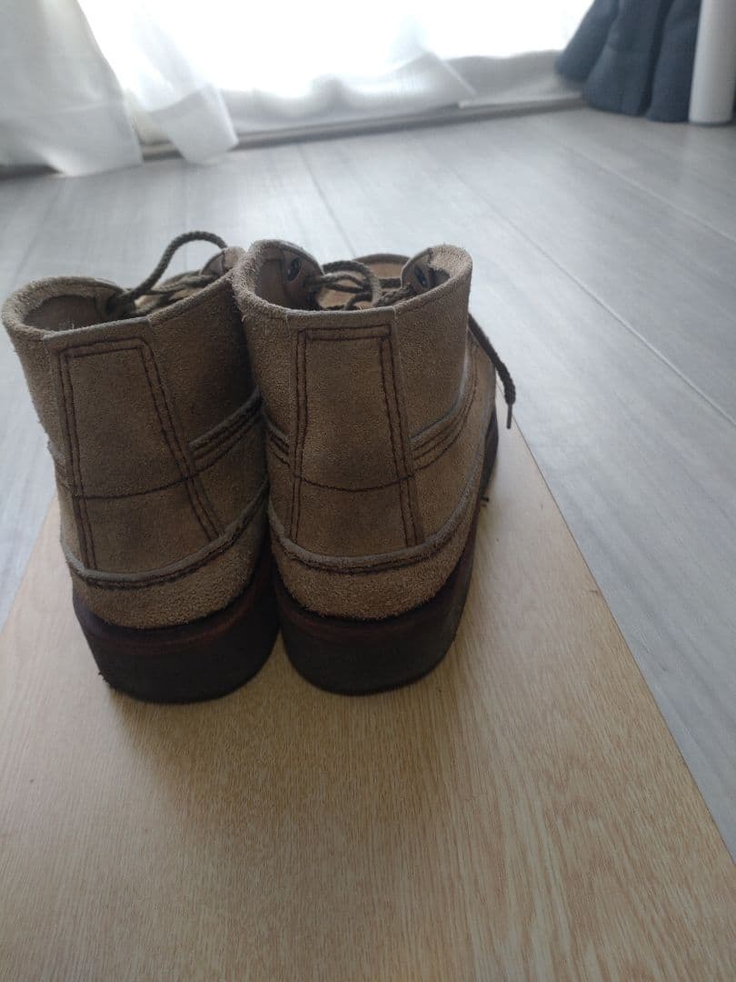 ベージュ スエード ラッセルモカシン シューズ