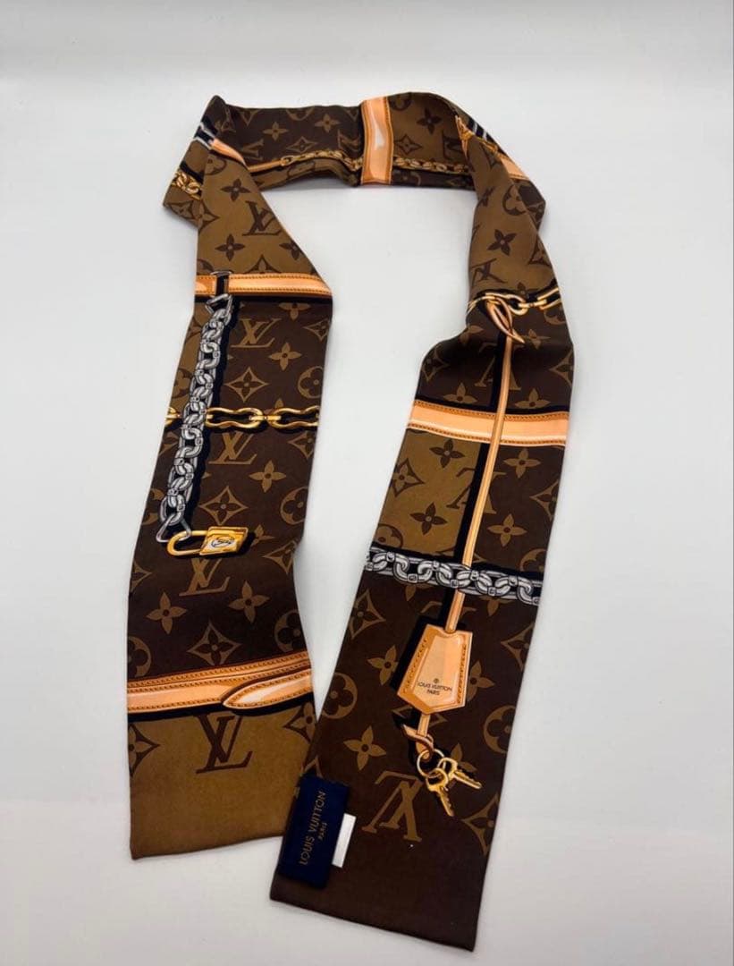 LOUIS VUITTON　スカーフ　ブラウン　モノグラム　ルイヴィトン