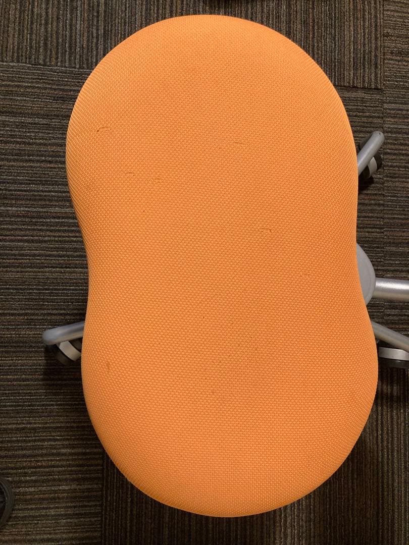 ITOKI イトーキ タシットチェア オレンジ 細江勲夫　デザイナーズ　モダン