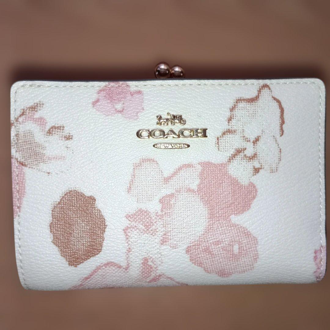 未使用COACH キスロック ミディアム二つ折り財布 日本限定フローラルプリント