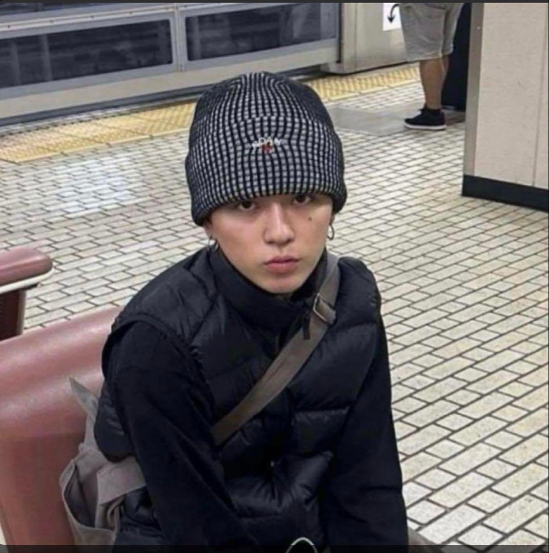 かつきくん着用　NOAH tri color beanie グレー