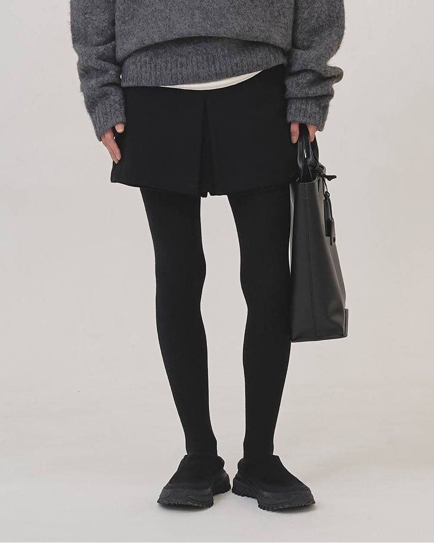 パンツ Box Wool Shortpants