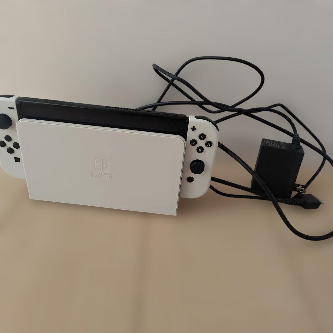 Nintendo Switch ホワイト 本体