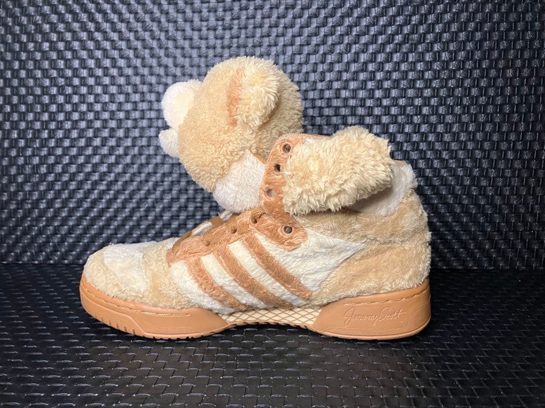 アディダス adidas ジェレミー・スコット ハイカット　クマ　ベアー