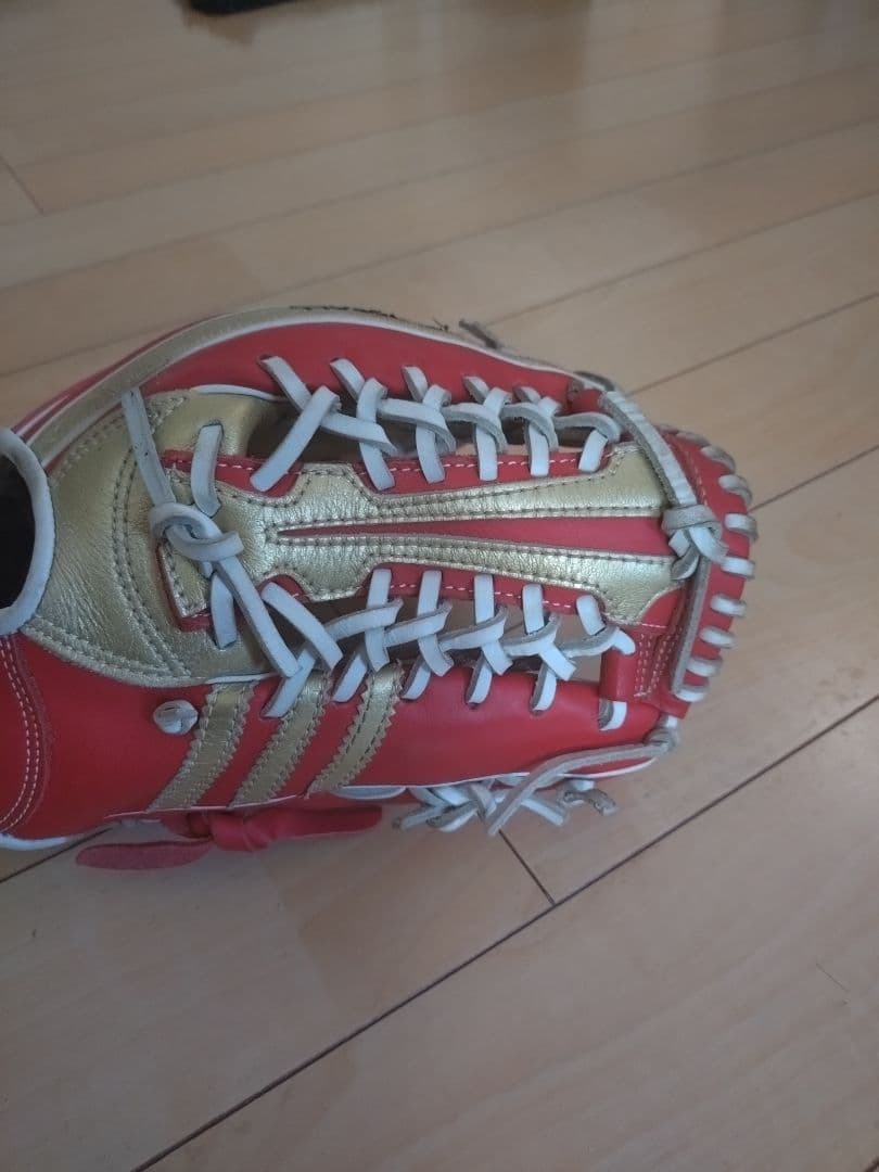 adidas 野球グローブ 赤/金