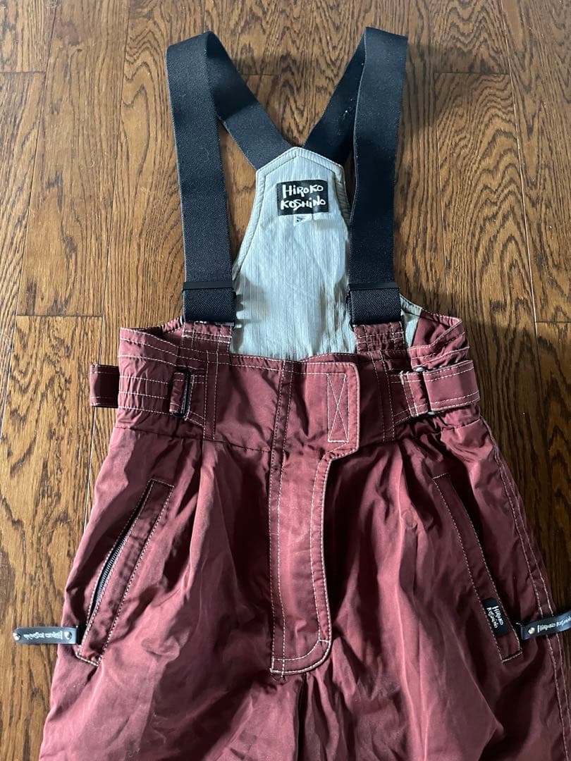 スノボーウェア　スキーウェア　KOSHINOHIROKO 上下セット