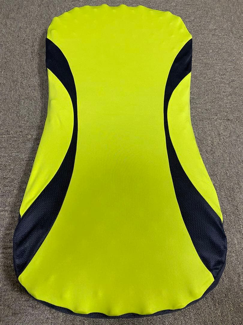 nishikawa （西川）エアー ポータブル クッション黄色