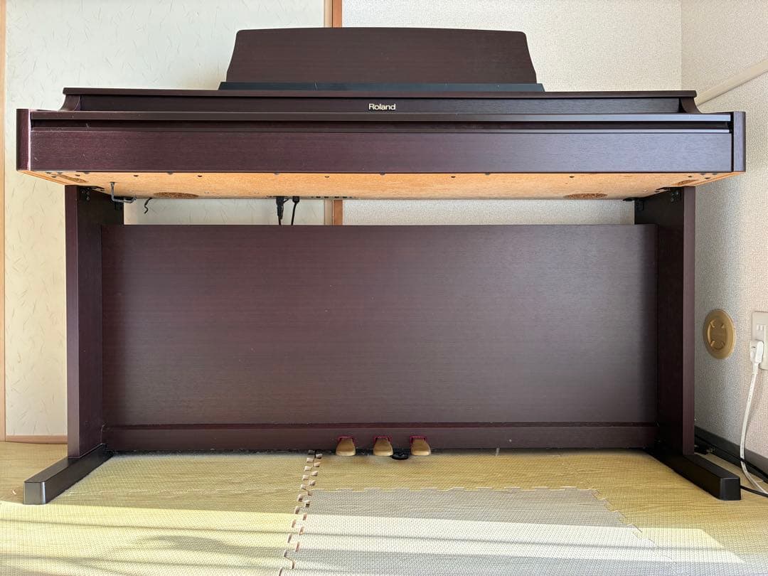 【送料込】ローランド 88鍵盤 電子ピアノ HP203