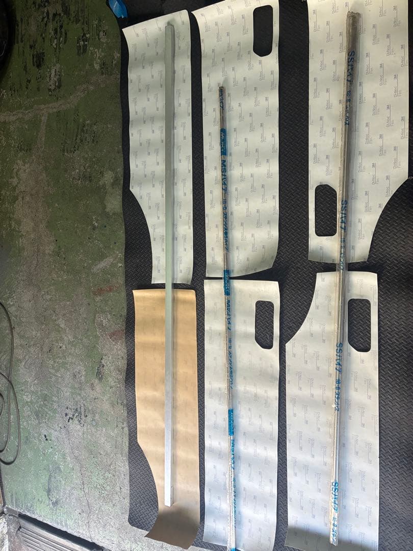 Y30グロリアワゴン　ウッドデカール