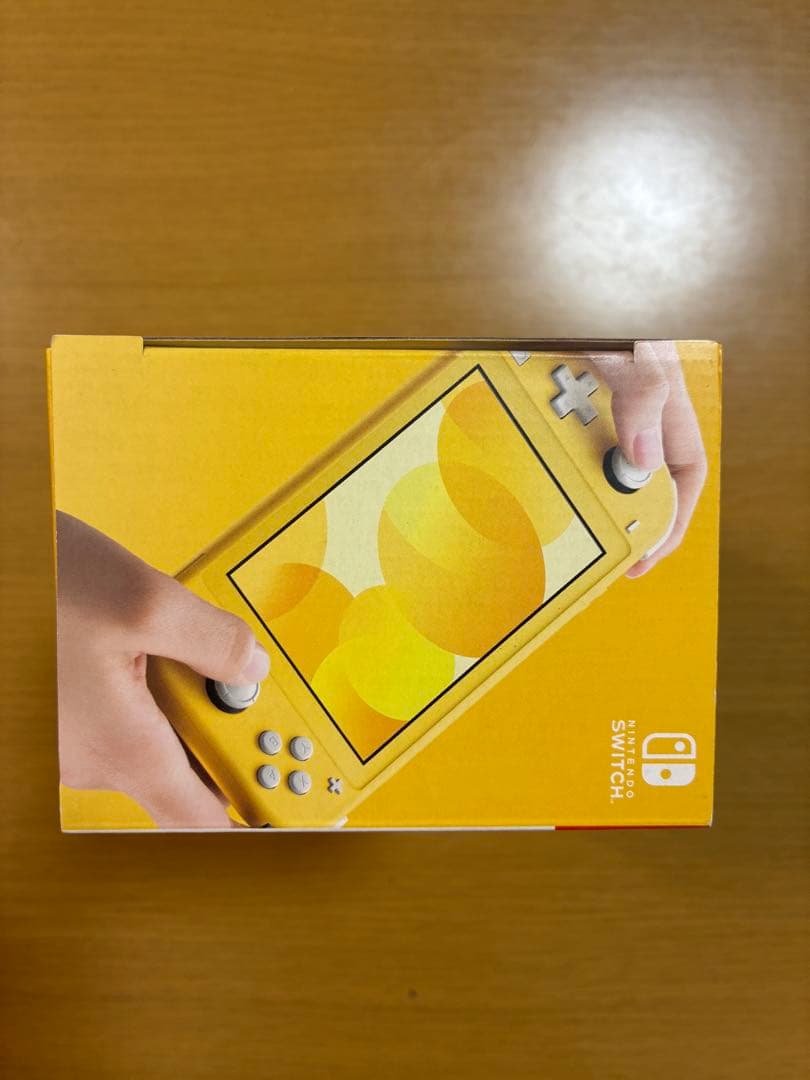 未開封　Nintendo Switch Lite イエロー