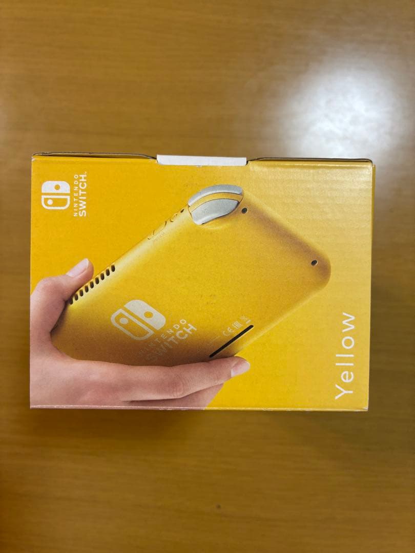 未開封　Nintendo Switch Lite イエロー