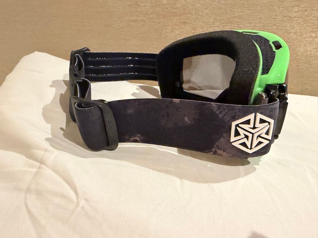 DICE ゴーグル 偏光、調光 あれば即完売品‼️