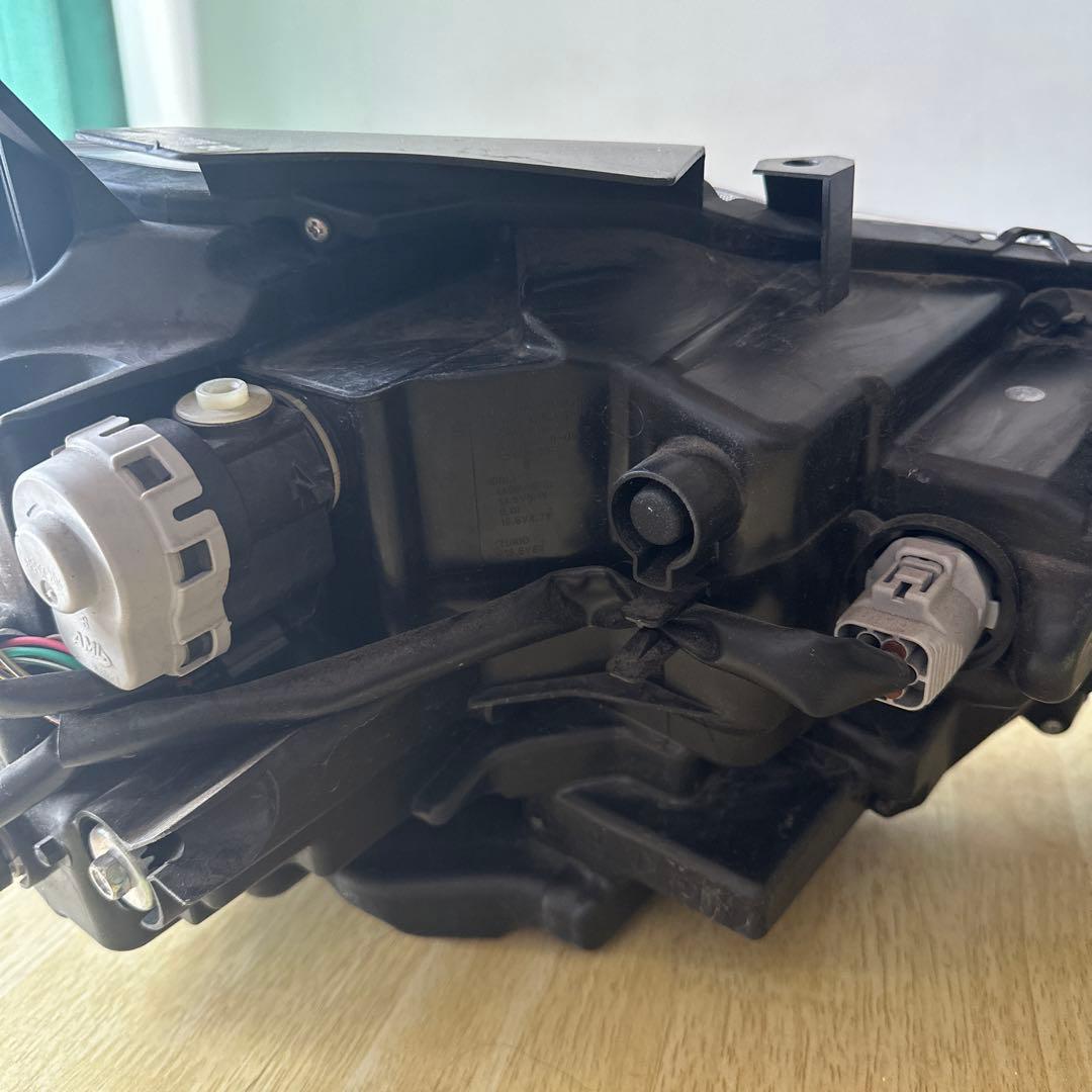 マツダ MAZDA CX-5/CX-8 左ヘッドライトユニット