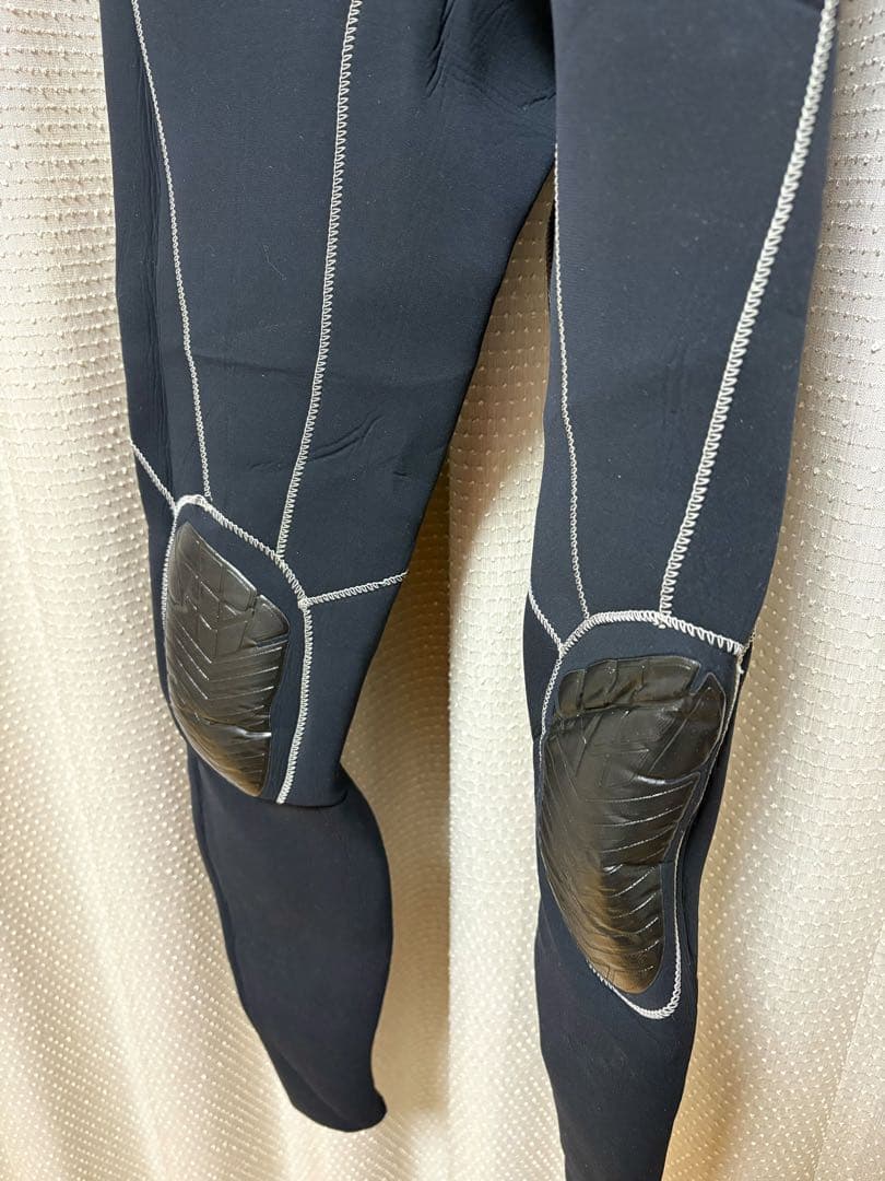 BILABONG(ビラボン) 3×2mm フルスーツ メンズMサイズ