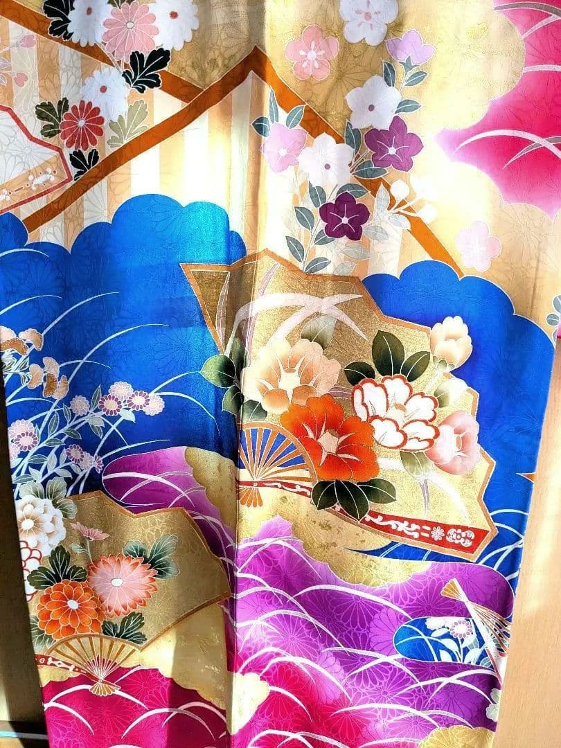 着物　振袖　和装　金箔　成人式　結婚式　晴れ着