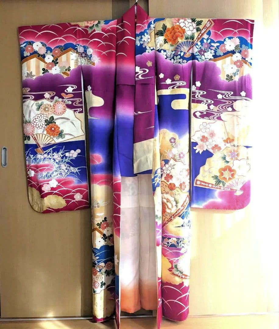 着物　振袖　和装　金箔　成人式　結婚式　晴れ着