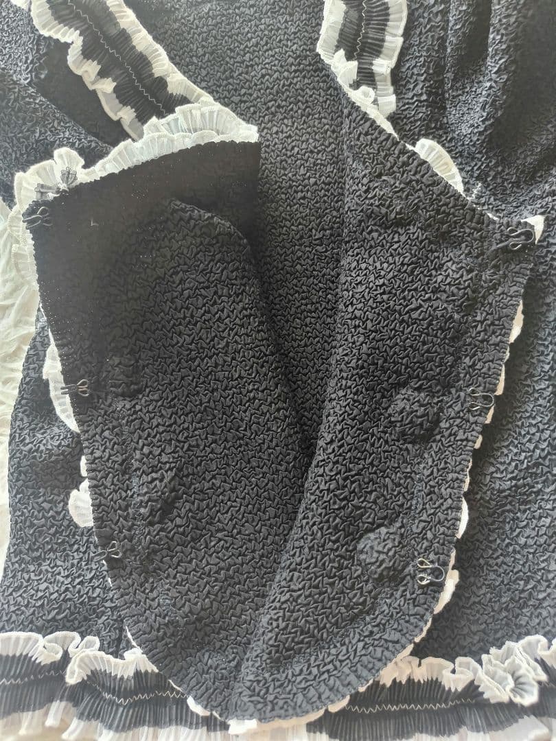 美品✨️ノコオーノ ノーカラージャケット カーディガン　ビジュー フリル