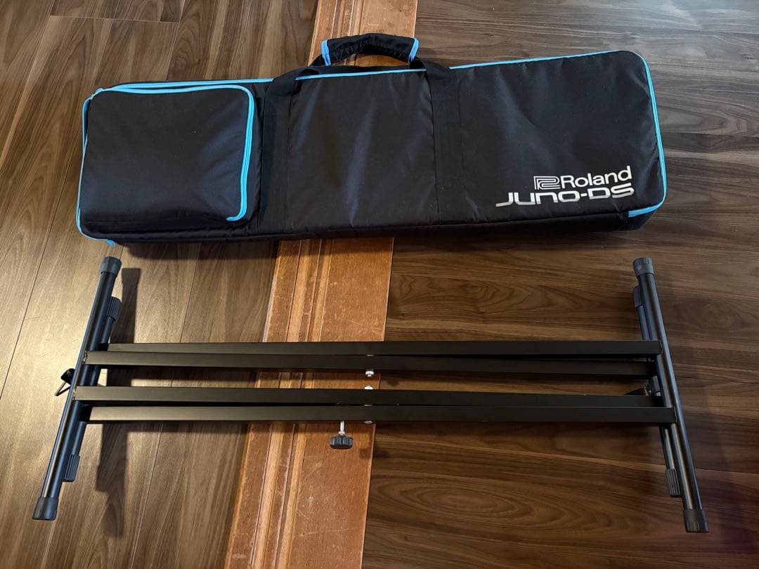 【専用】Roland JUNO-DS シンセサイザー 61鍵