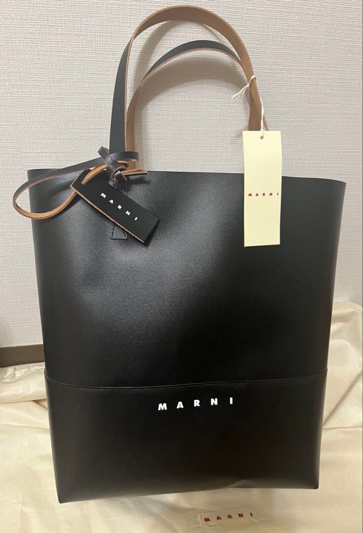 限定お値引き【新品未使用】MARNI　トートバッグ　ブラック