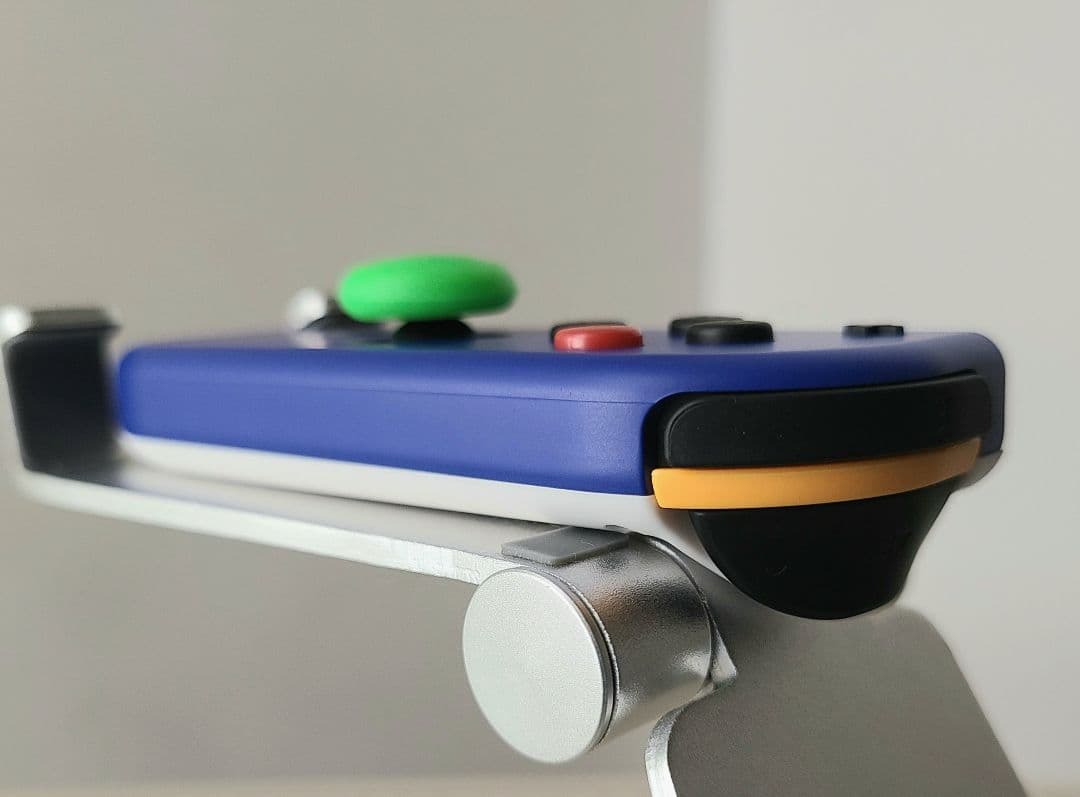 【エヴァンゲリヲン】【非売品】零号機カラー ジョイコンR