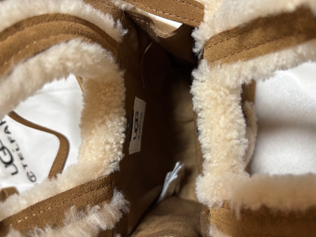 UGG TELFAR ショルダーバッグ ブラウン