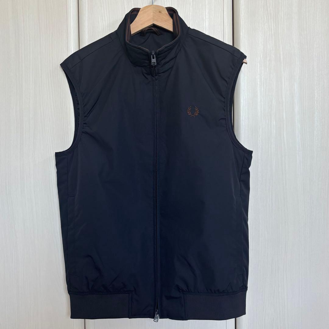 フレッドペリー　FRED PERRY ベスト