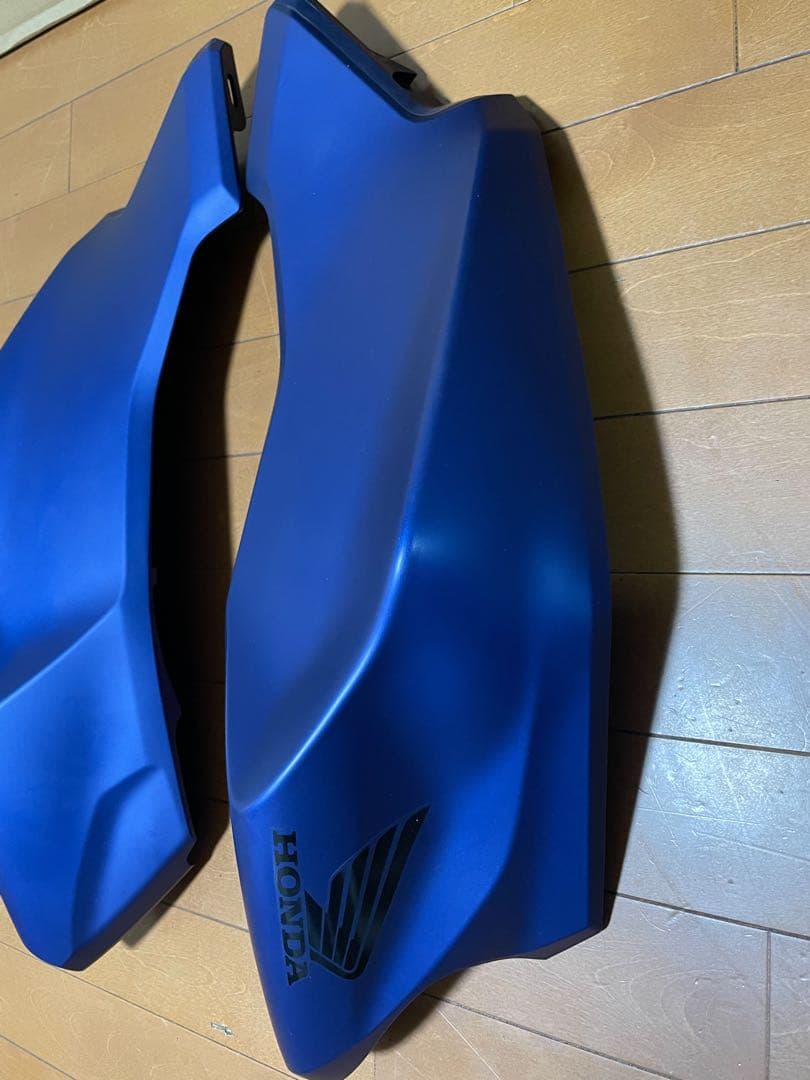 CB250R タンクカバー　ブルー