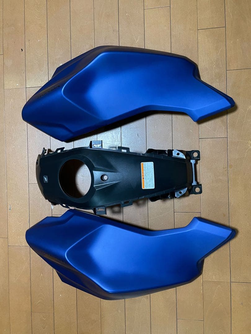 CB250R タンクカバー　ブルー
