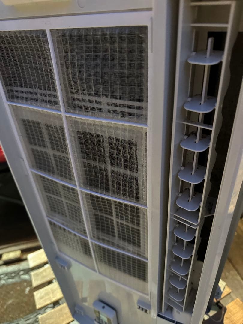 ハイパワー1.8kwモデル❗️ コロナ　窓用エアコン　ウインドエアコン　23