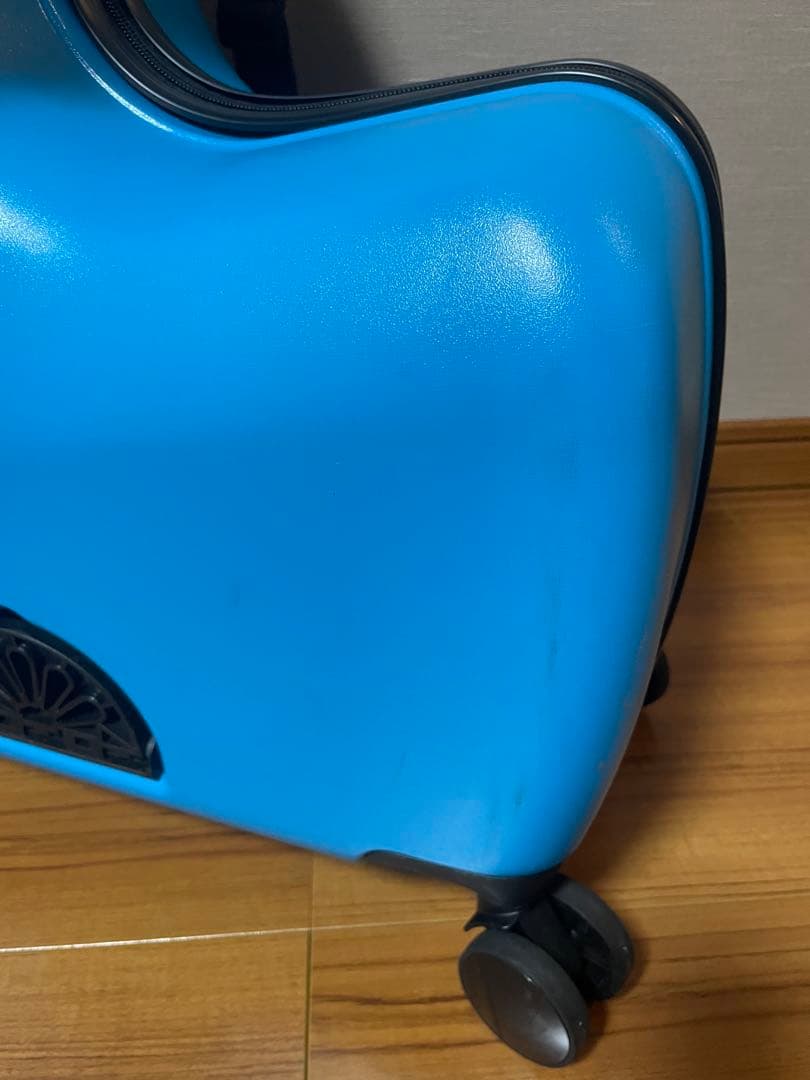 子供が乗れるキャリーケース 取手収納　キッズトラベル