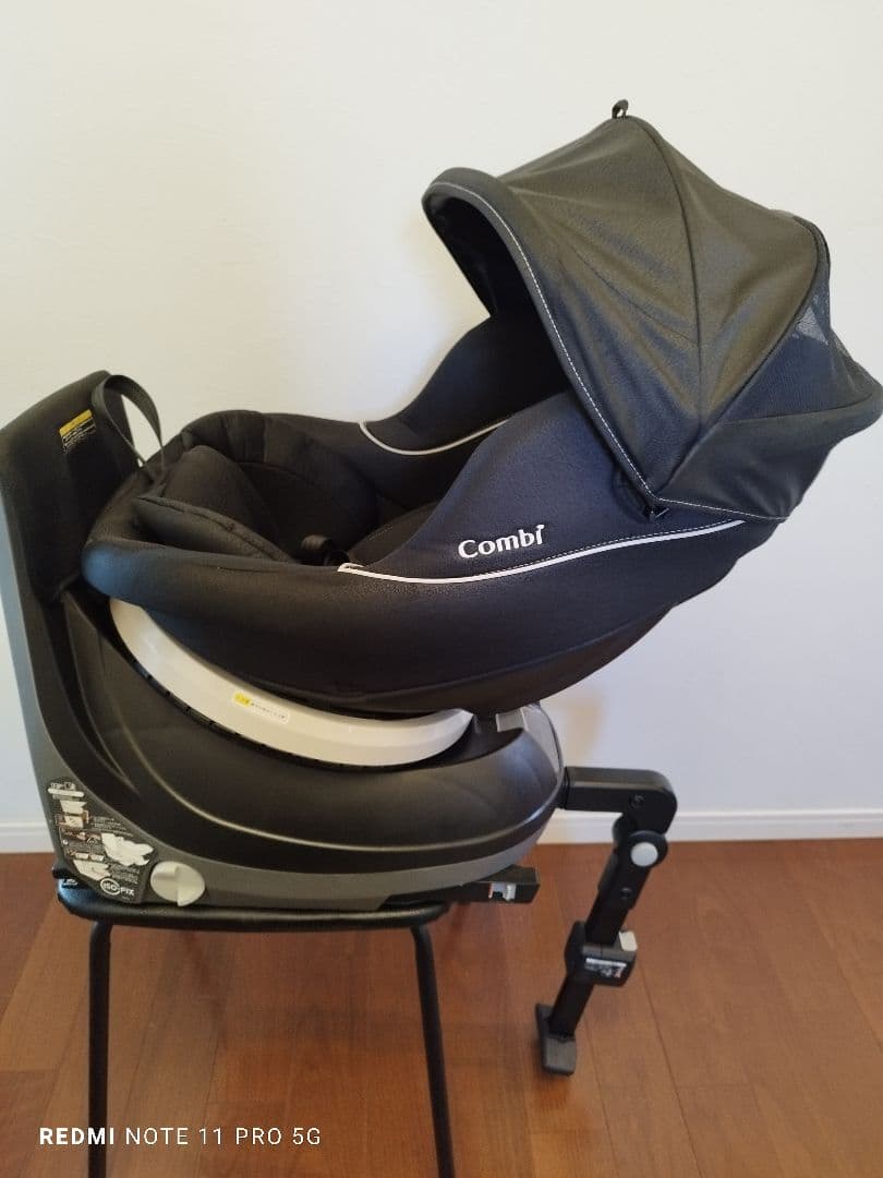 Combi コンビクルムーヴ　ISOFIX　エッグショック　限定モデル