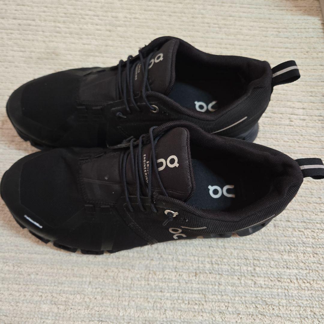 【美品】On Cloud5 ウォータープルーフ　スニーカー ブラック 25cm