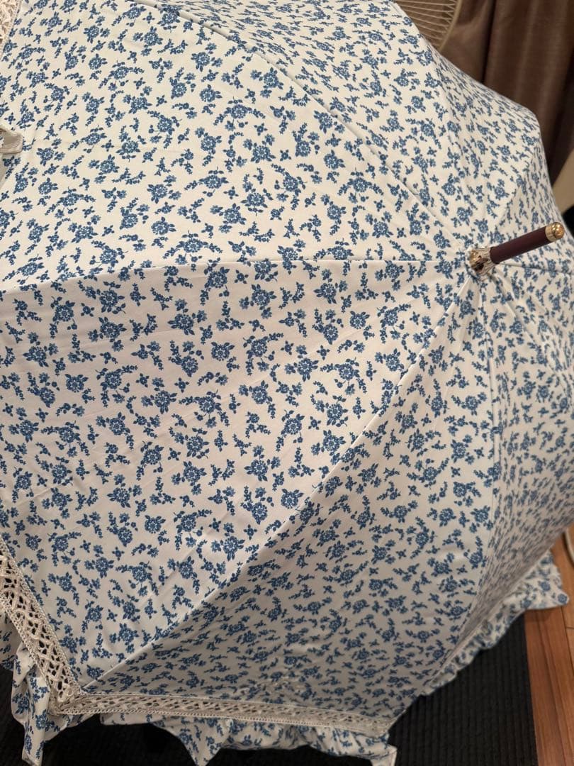 専用です！ラルフローレン　青い花柄の日傘 木製ハンドル