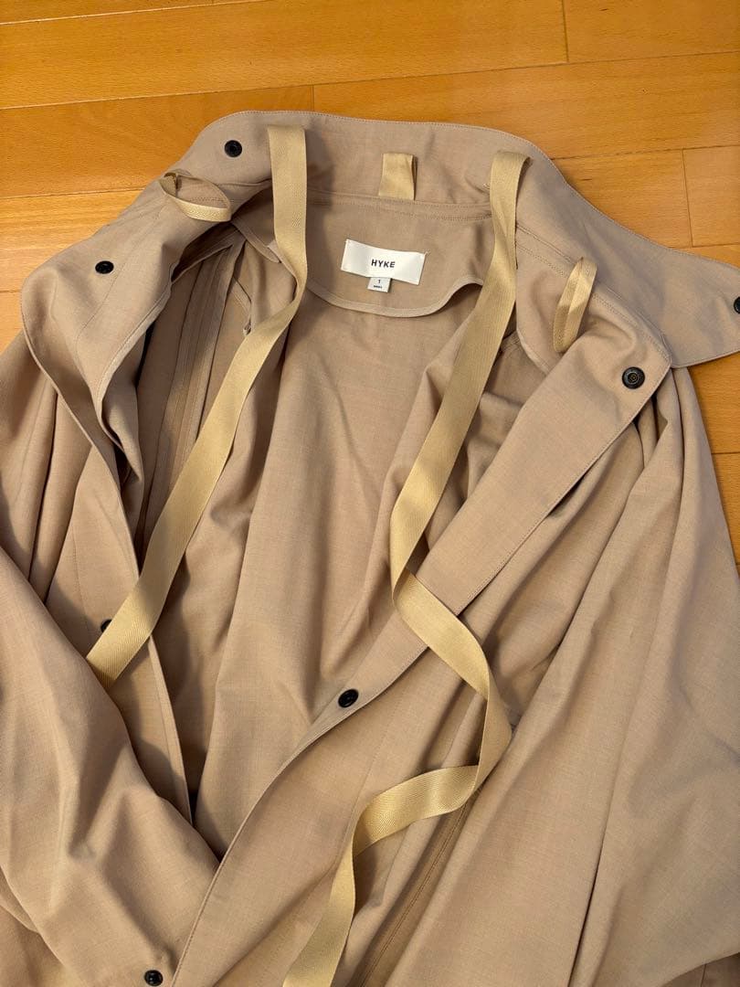 お値下げ HYKE ハイク STRETCHTROPICAL TRENCHCOAT