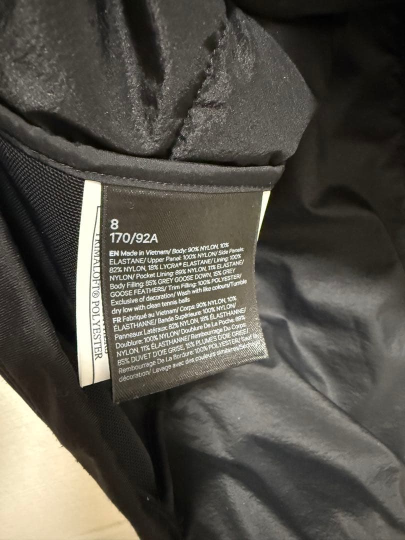 美品　Lululemon ルルレモン フード付きダウンベスト 黒 8（M）