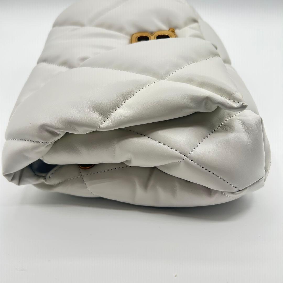 【未使用に近い】BALENCIAGA バレンシアガ クラッチバッグ ホワイト 白